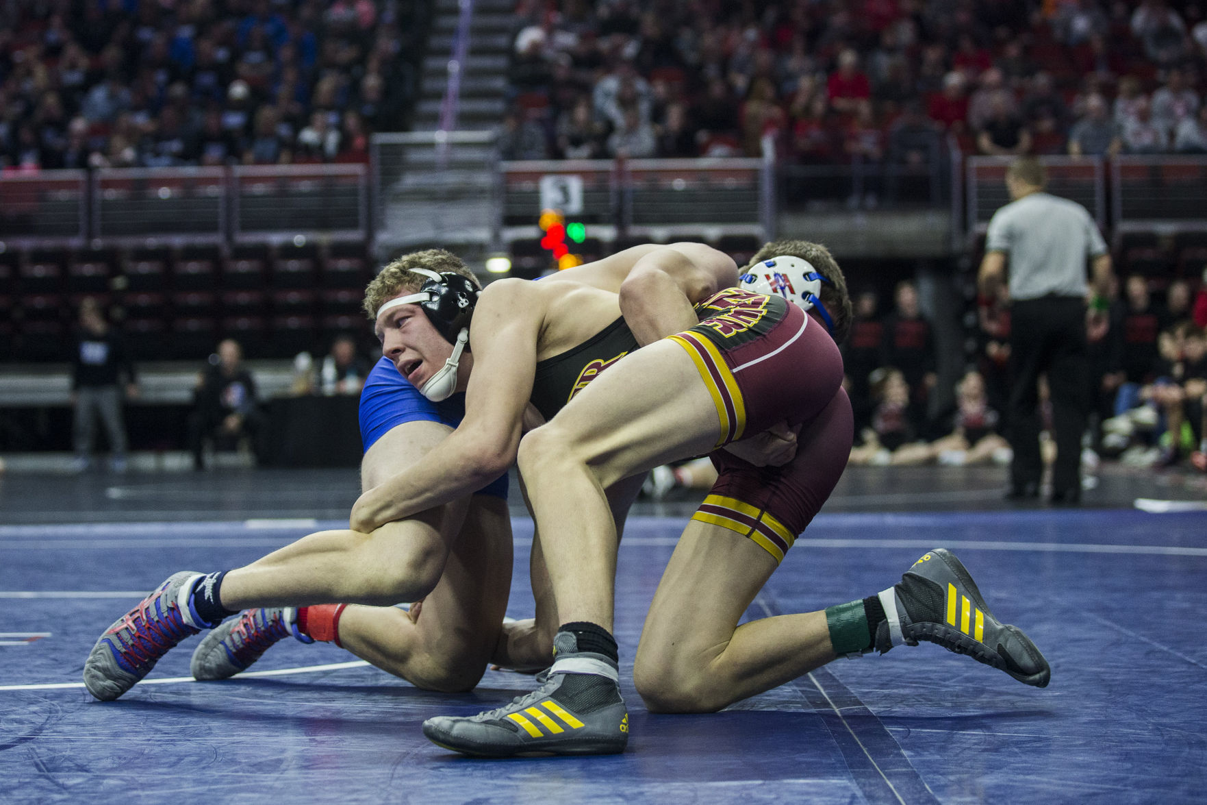 021418DMR-dual-wrestling-9